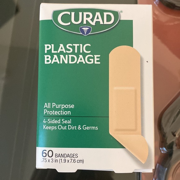 EMT trauma shears & curad bandage! - Picture 3 of 6